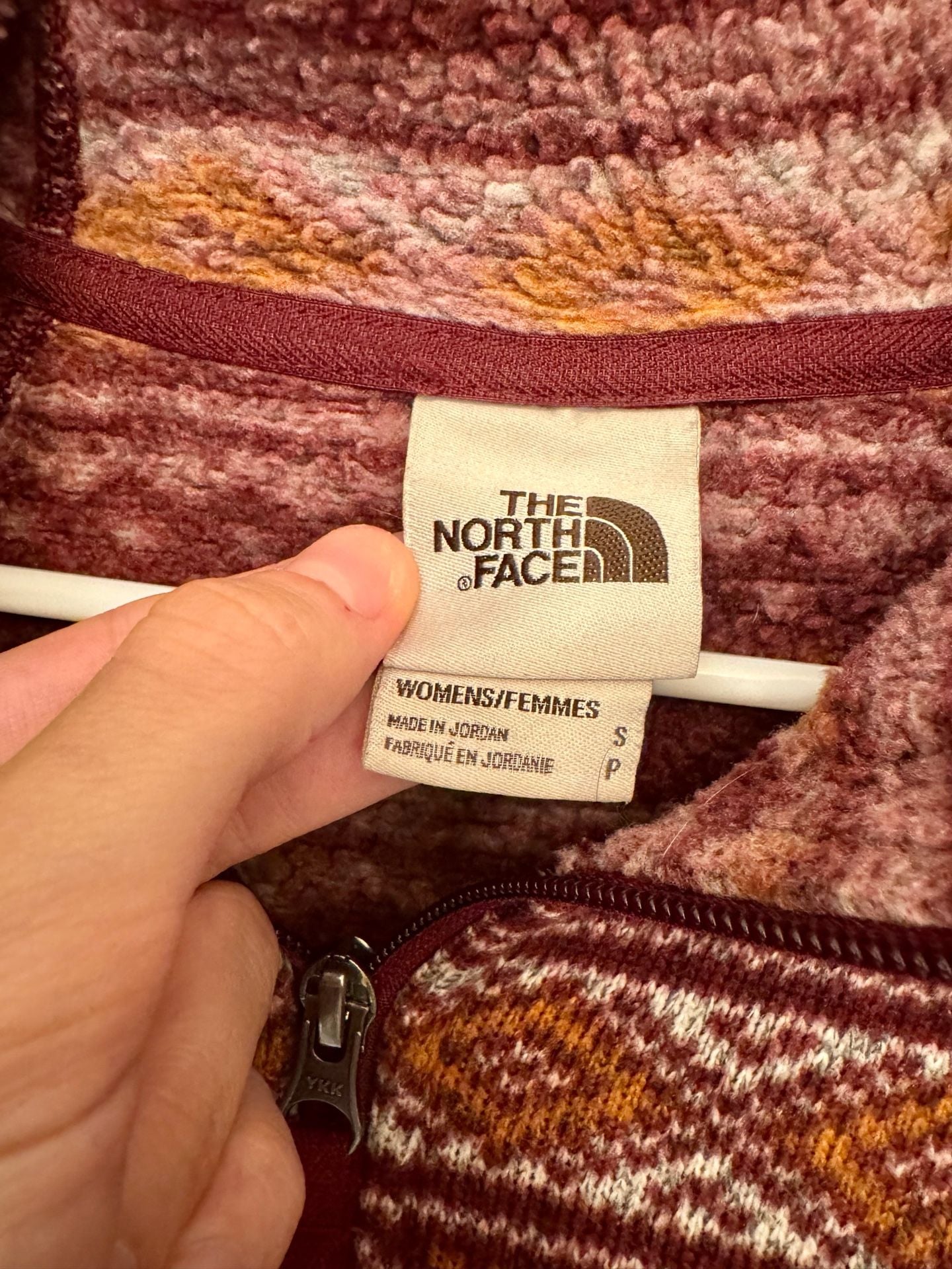 The North Face Printed Crescent Hooded Pullover Size S Burgundy Fair Isle Fleece 4