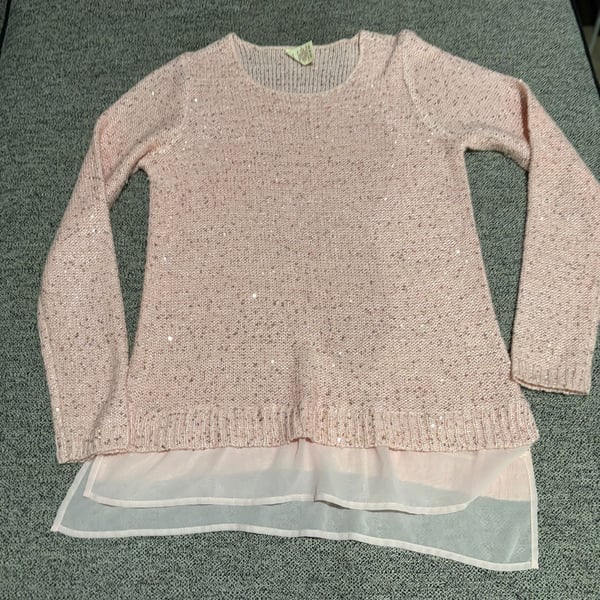 075-Faded Glory Sweater Size M (8-10) Pink Sequin Sheer Hem