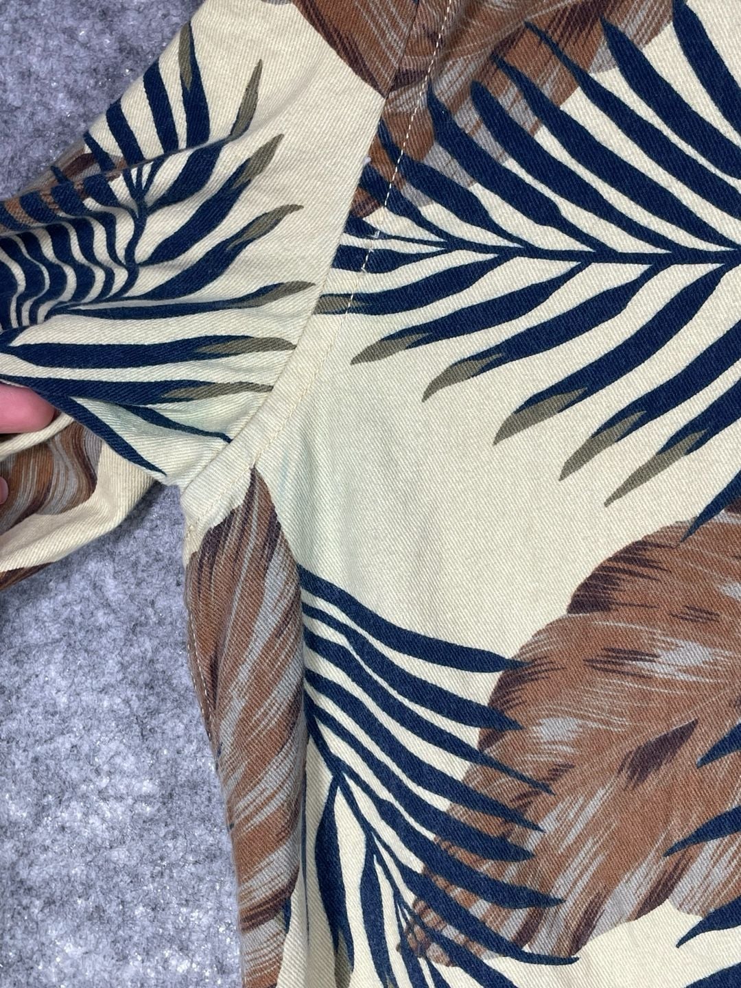 Scotch & Soda Island Getaway Palm Leaf Print Shirt Size L Tan Blue 5