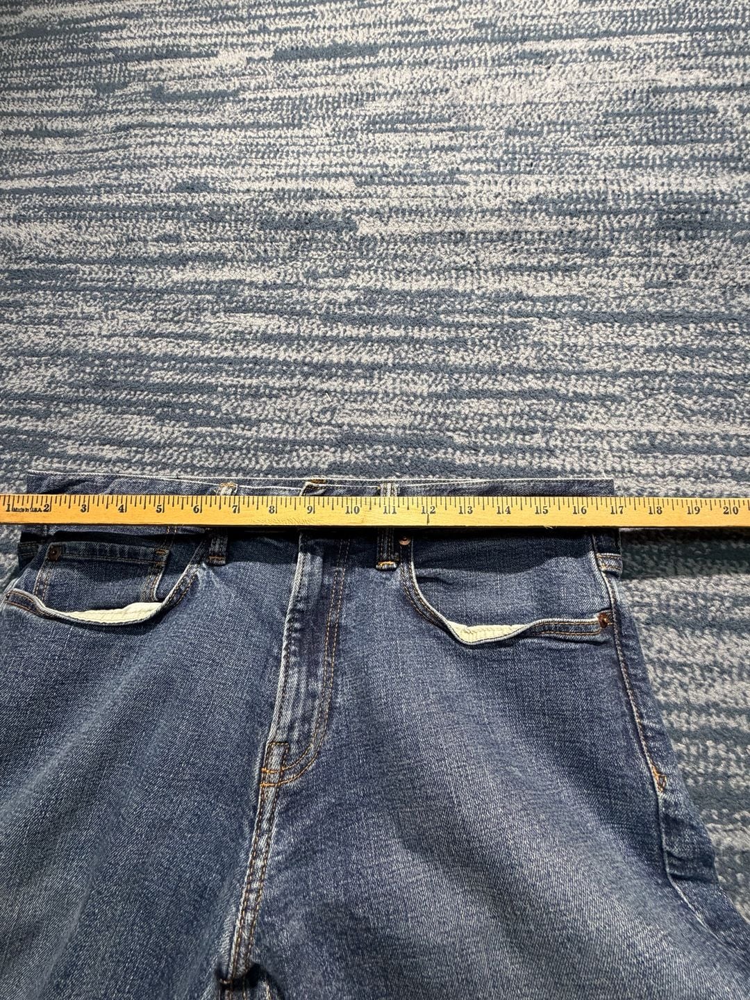 Gap Jeans 16
