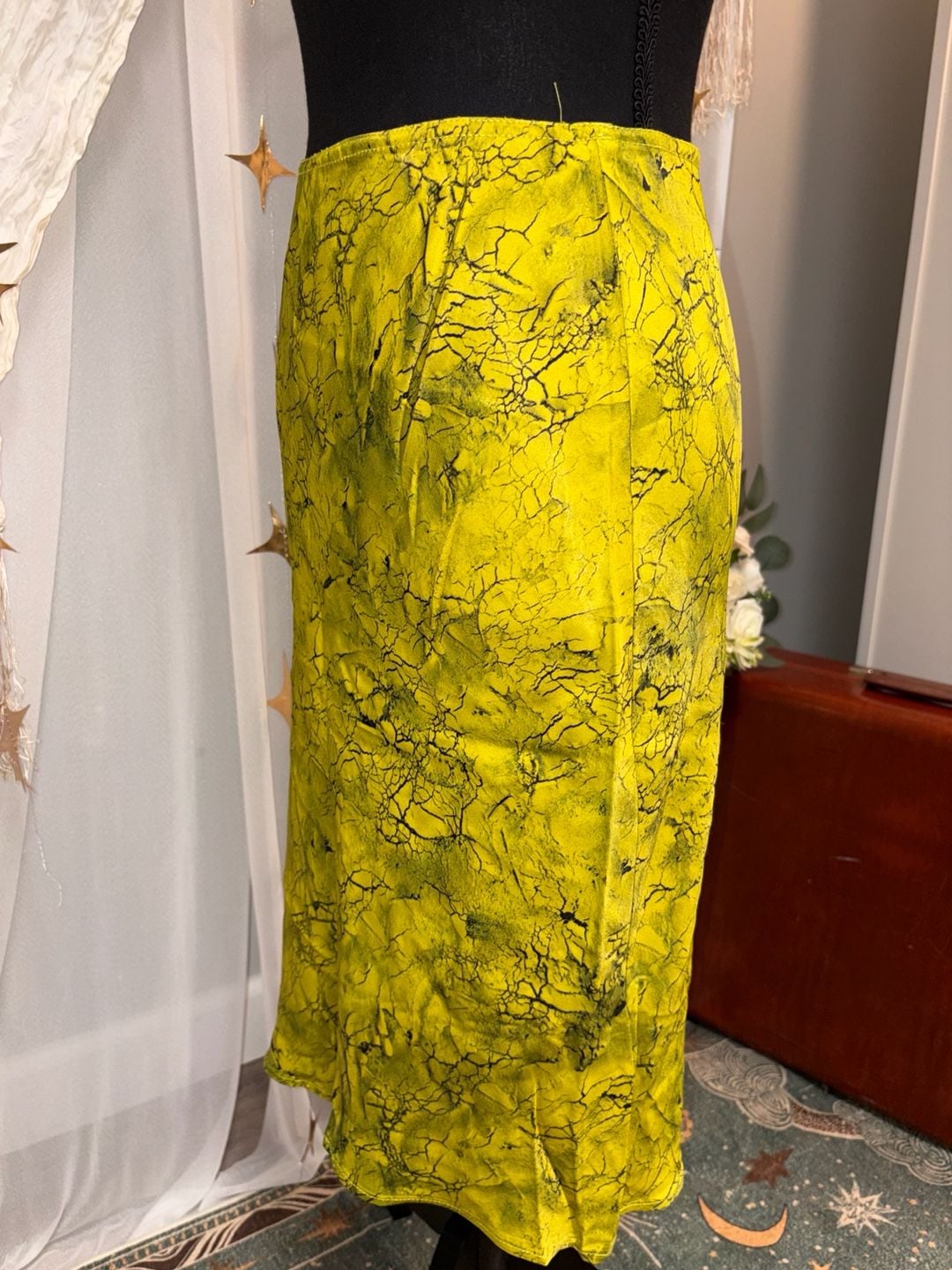 Topshop Midi Skirt Yellow Black Crackle Batik Print 3
