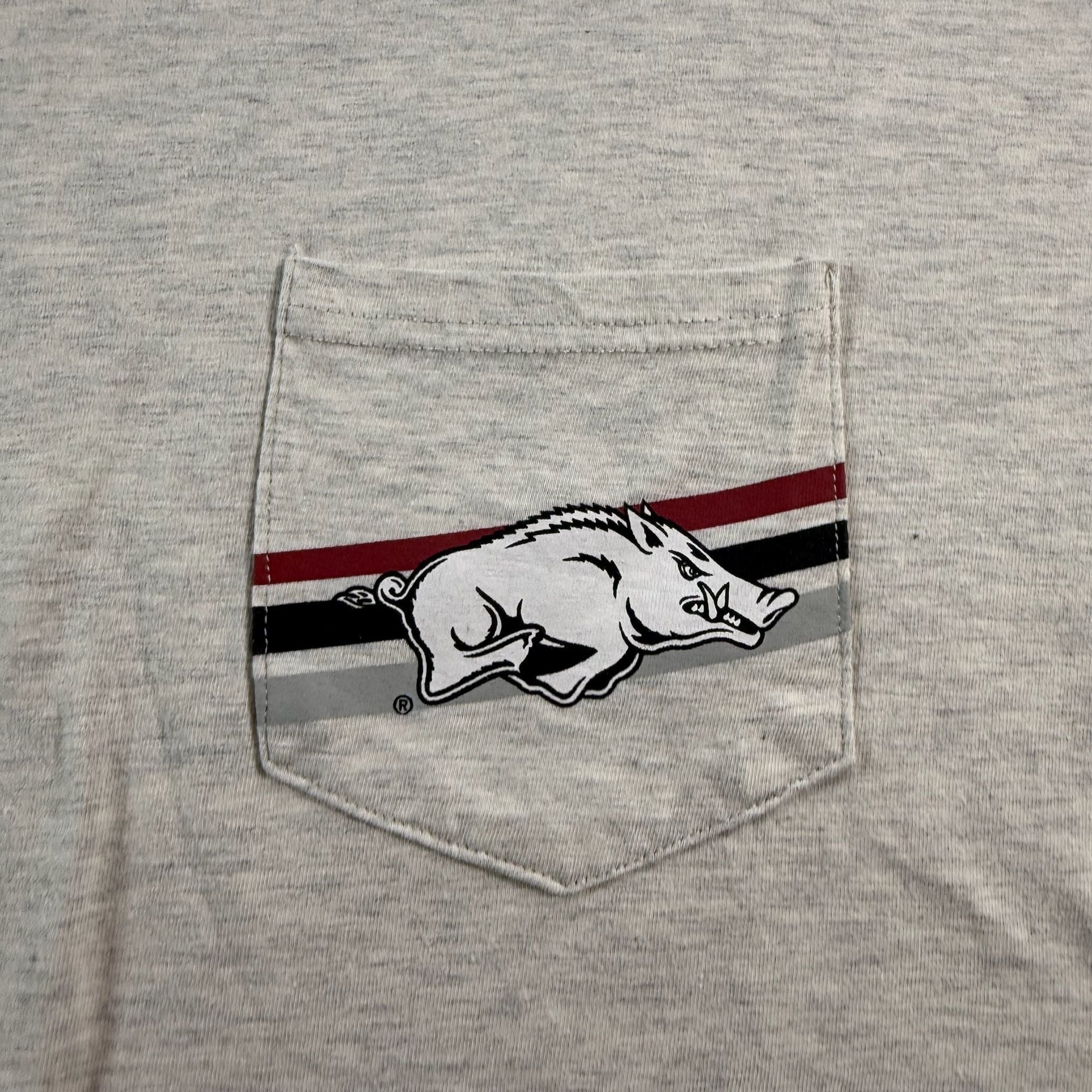 Champion Arkansas Razorbacks 2XL Pocket T-Shirt Hog Logo Back Graphic NCAA 3