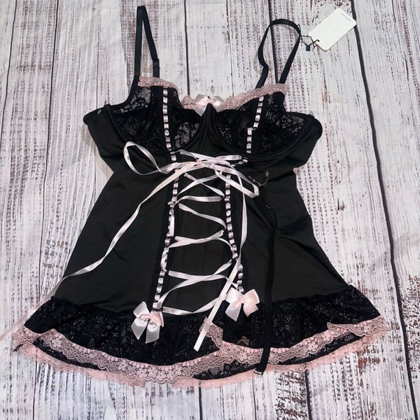 Maximes Lingerie Corset Size XL Black Lace Pink Bows