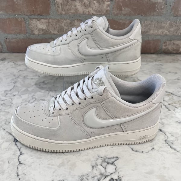 Nike Air Force 1  ‘07 Size 9.5  Woman Light Bone/ white 
