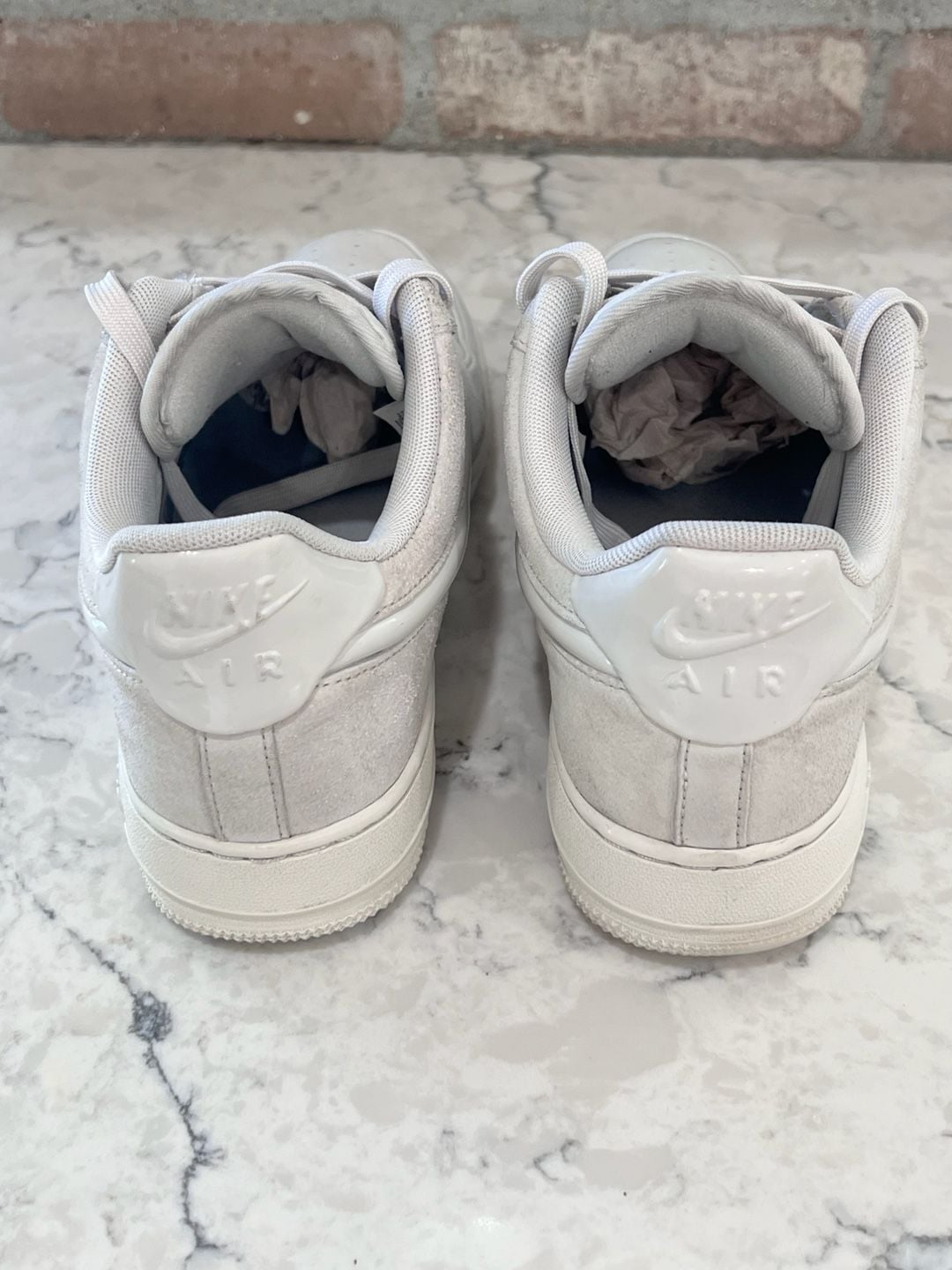 Nike Air Force 1 ‘07 Size 9.5 Woman Light Bone/ white 5
