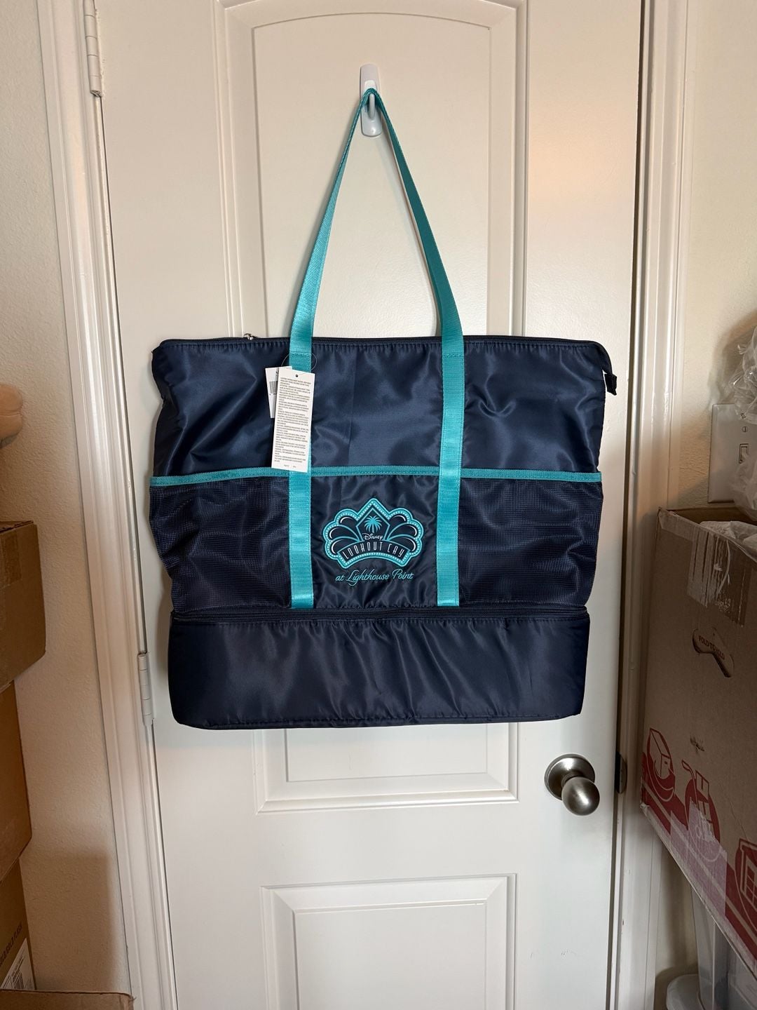 Disney Lookout Cay At Lighthouse Point Beach Tote Bag 2