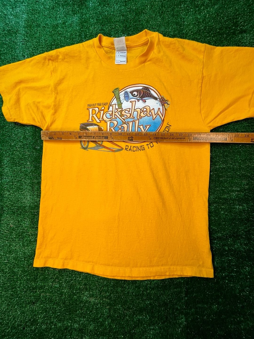 Fruit of the Loom Rickshaw Rally T-Shirt Size L Yellow Graphic Tee 8