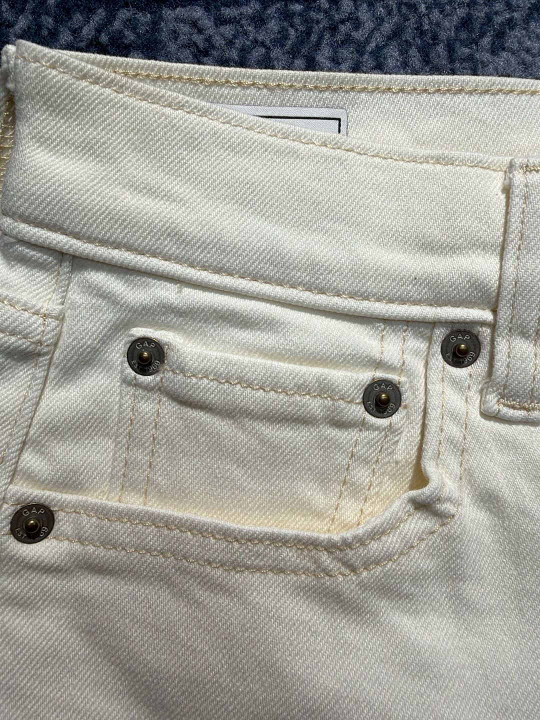 Gap Straight Jeans White 27/4 R New with Tags 12