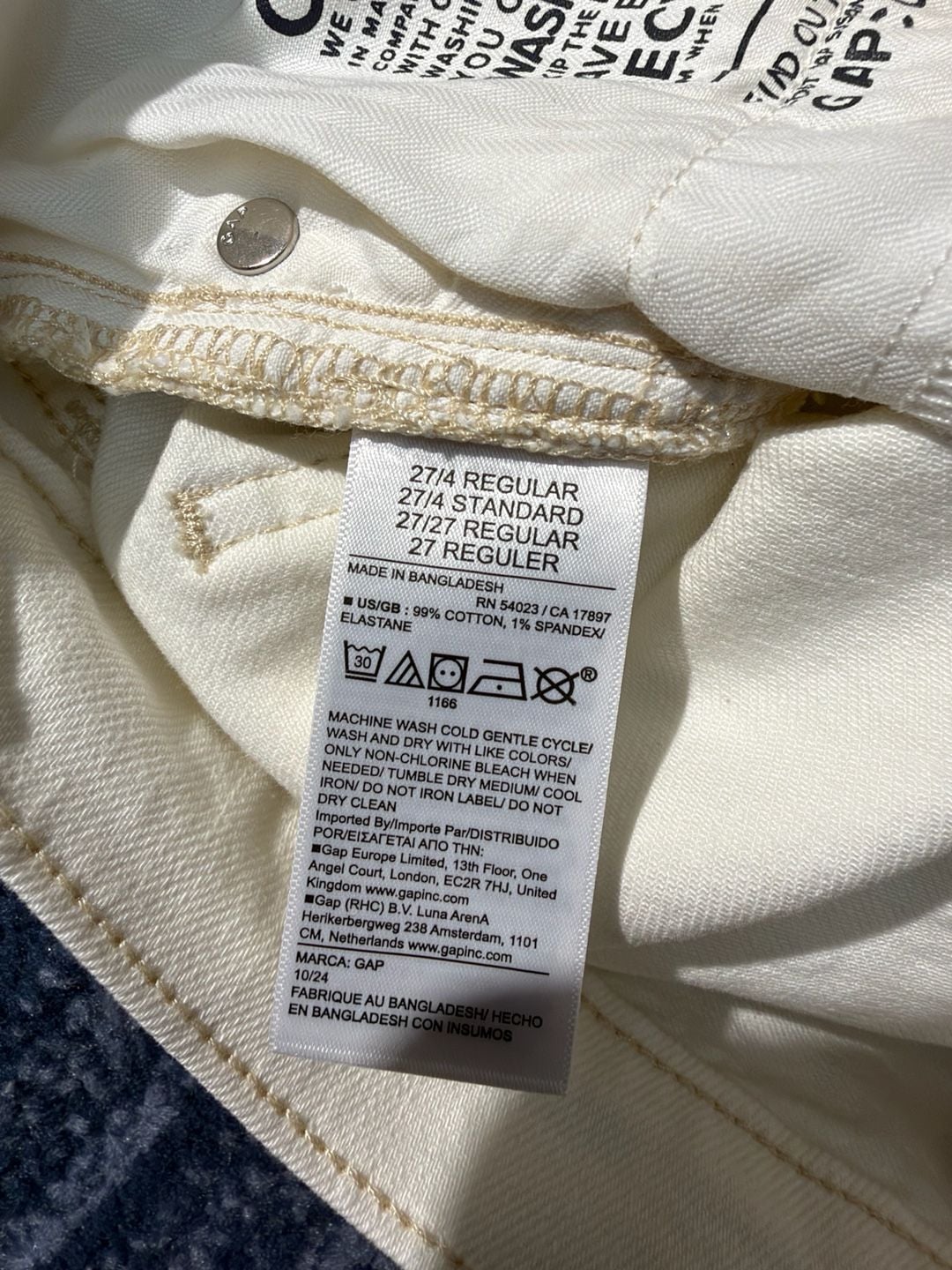 Gap Straight Jeans White 27/4 R New with Tags 19