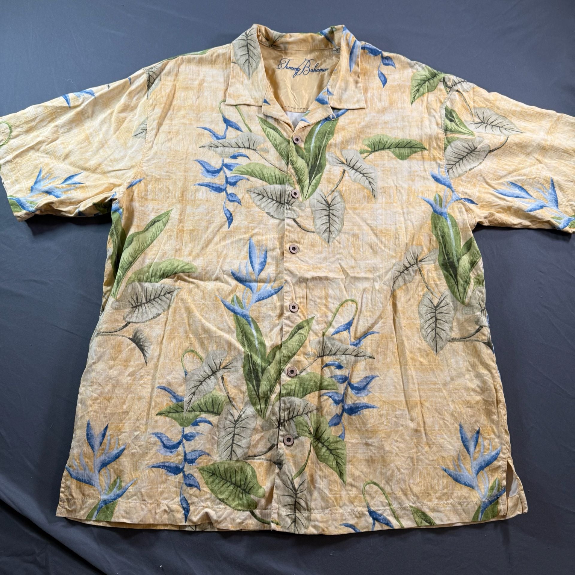 Tommy Bahama 100% Silk Hawaiian Shirt XL Bird of Paradise Tropical Camp 2