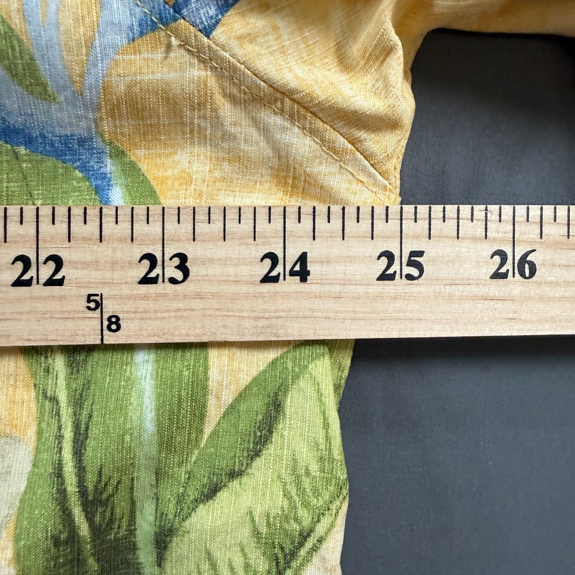 Tommy Bahama 100% Silk Hawaiian Shirt XL Bird of Paradise Tropical Camp 4