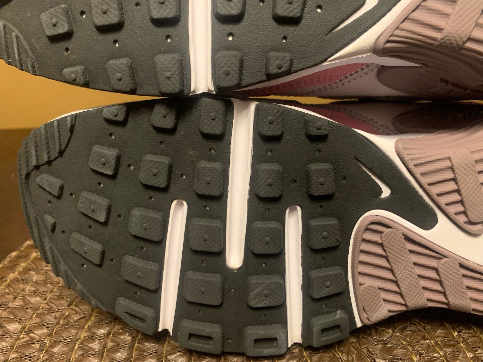 Nike Air Max Excee Platinum Violet Elemental Pink White DX0113-001 Size 9 9