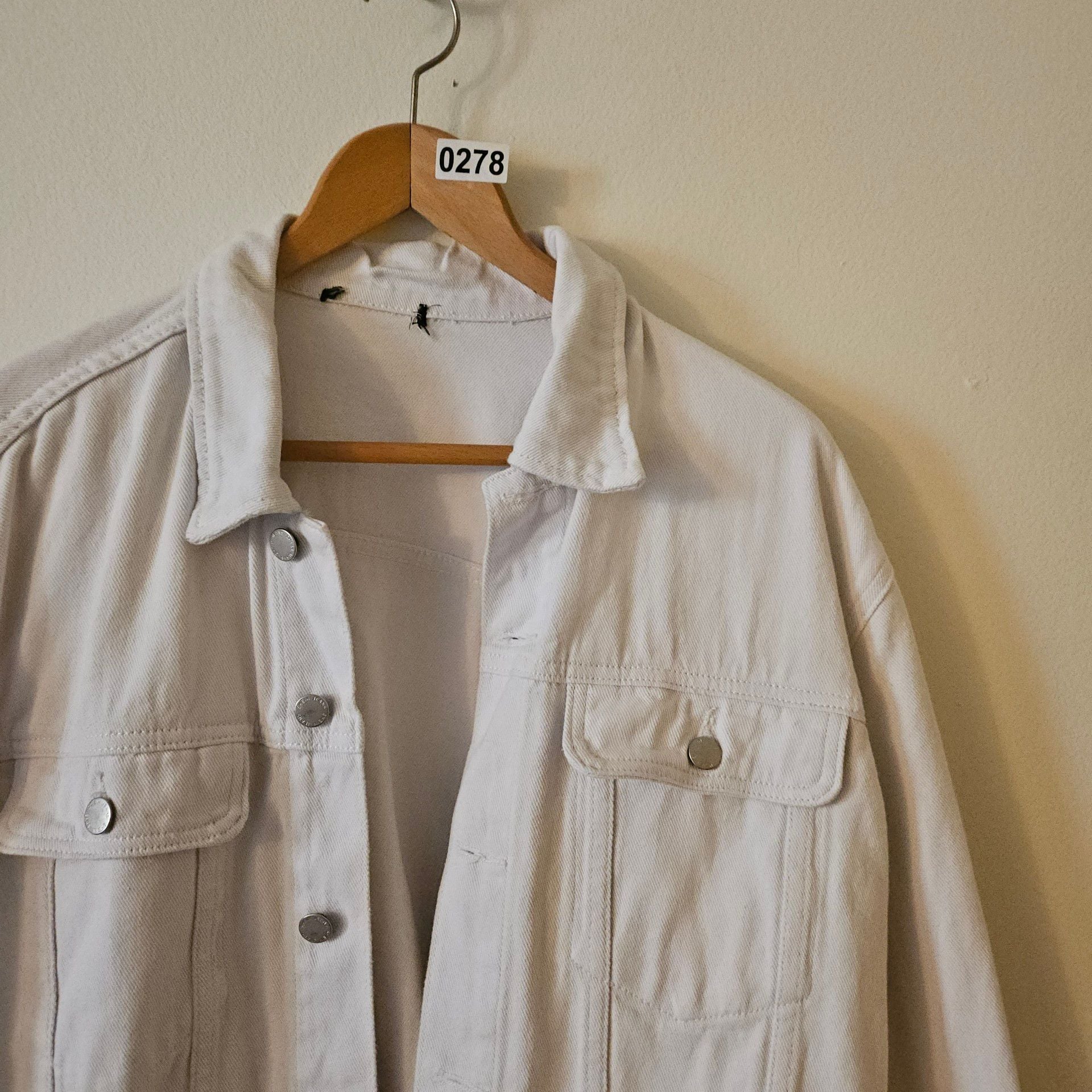 Product thumbnail 3