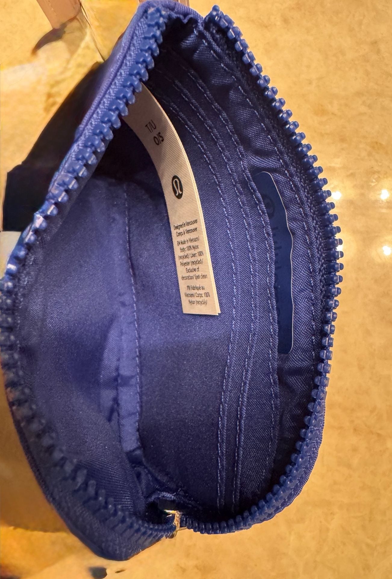 lululemon Everyday Essentials Zip Pouch Key Wallet Blue NWT 11