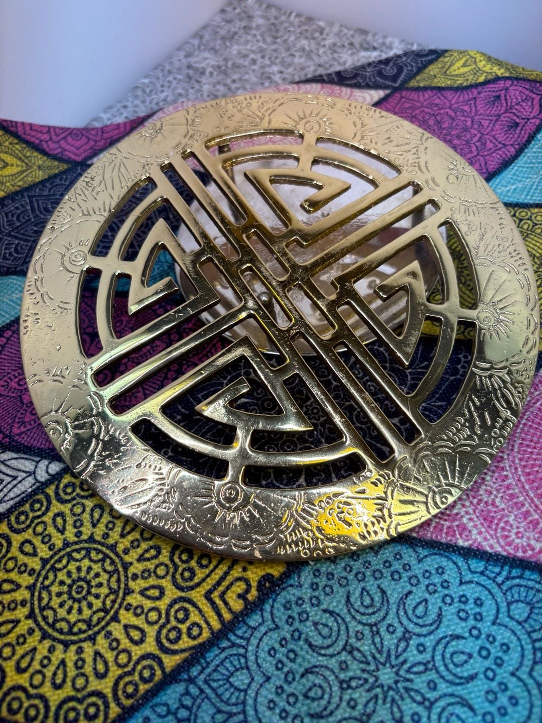Vintage Chinese Brass Metal Shou Symbol Floral Round Trivet Hot Plate 1