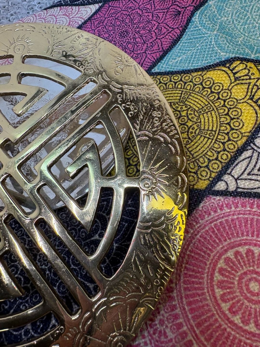 Vintage Chinese Brass Metal Shou Symbol Floral Round Trivet Hot Plate 3