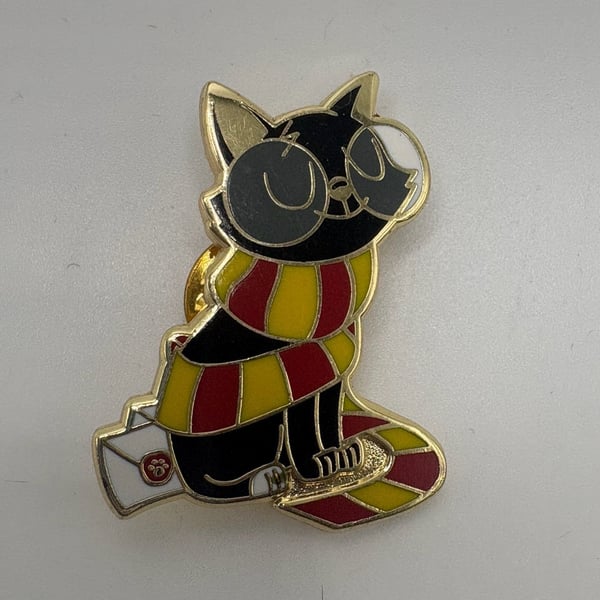 Harry Potter Inspired Black Cat Gryffindor Scarf Enamel Pin