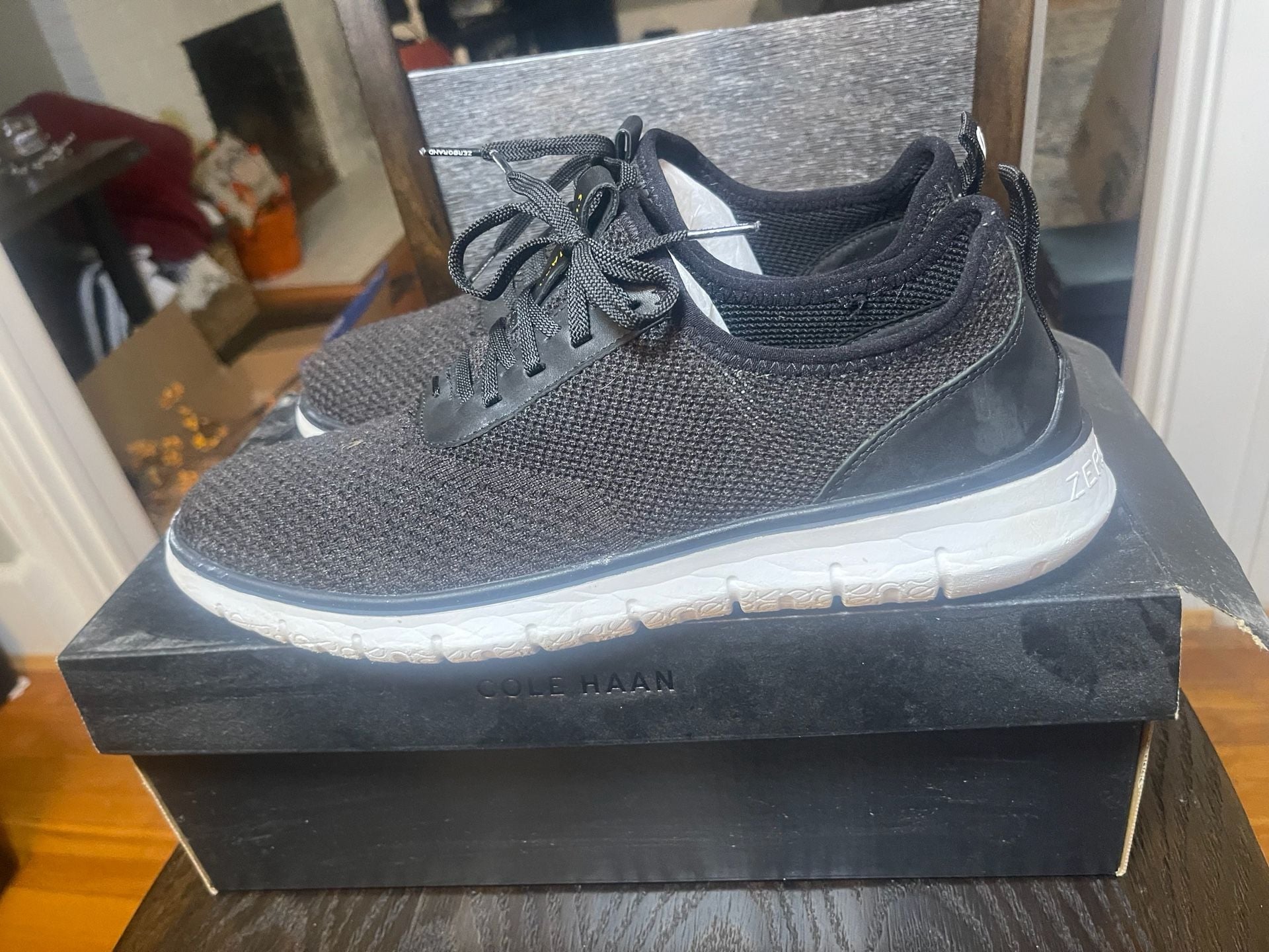 Cole Haan Zerogrand Stitchlite Size 11.5M Black Knit Sneakers 6