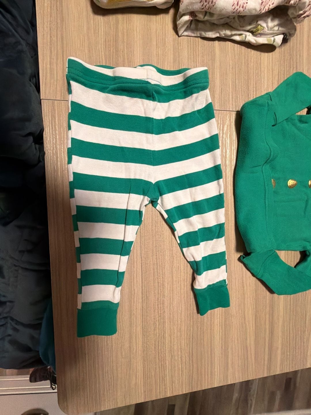 Toddler Baby Elf Christmas Holiday Winter 2 Piece Set Pajama Costume Target 4
