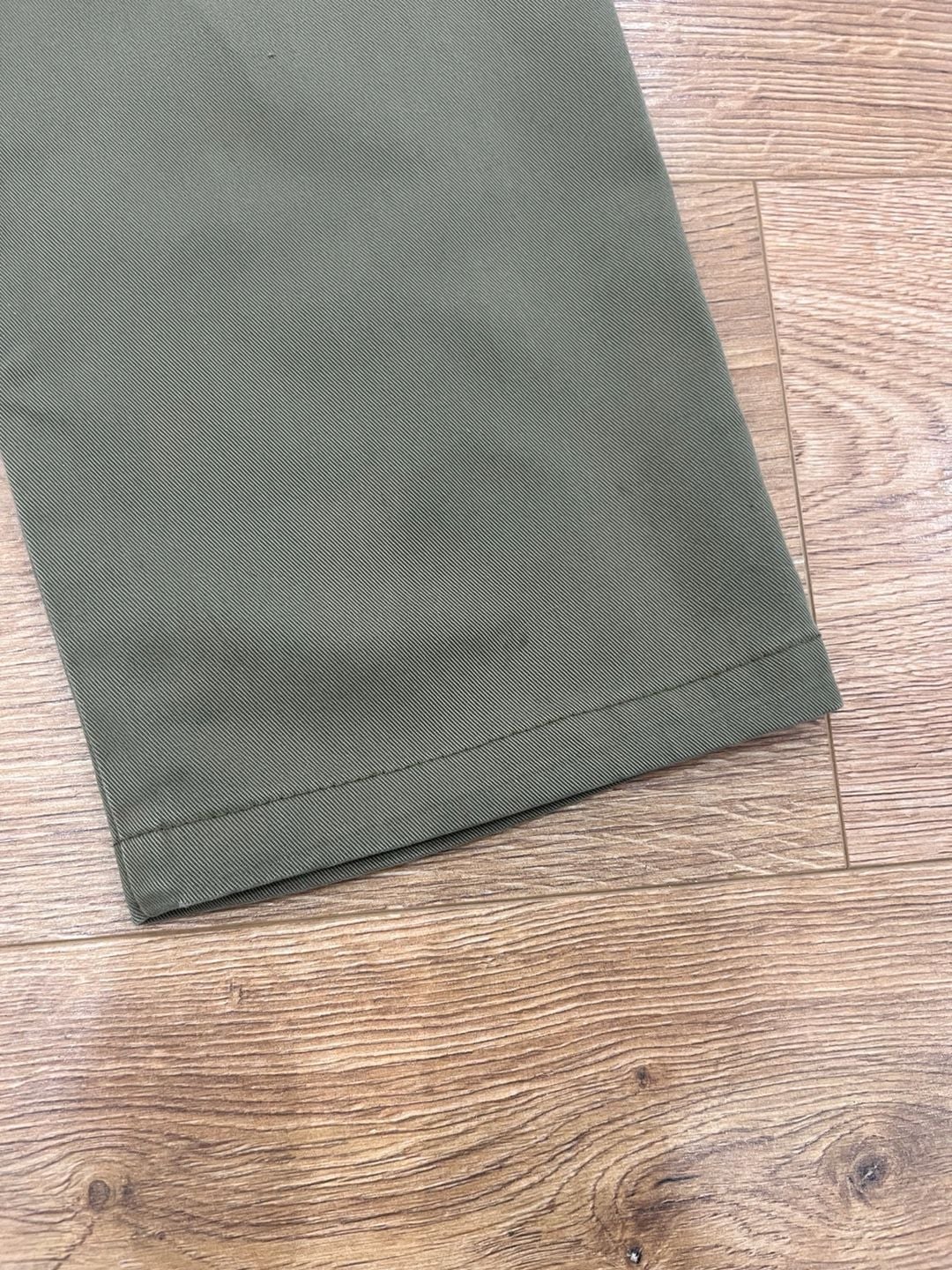Charles Tyrwhitt Olive Green Slim Fit Chino Pants 34W 32L Fair 11