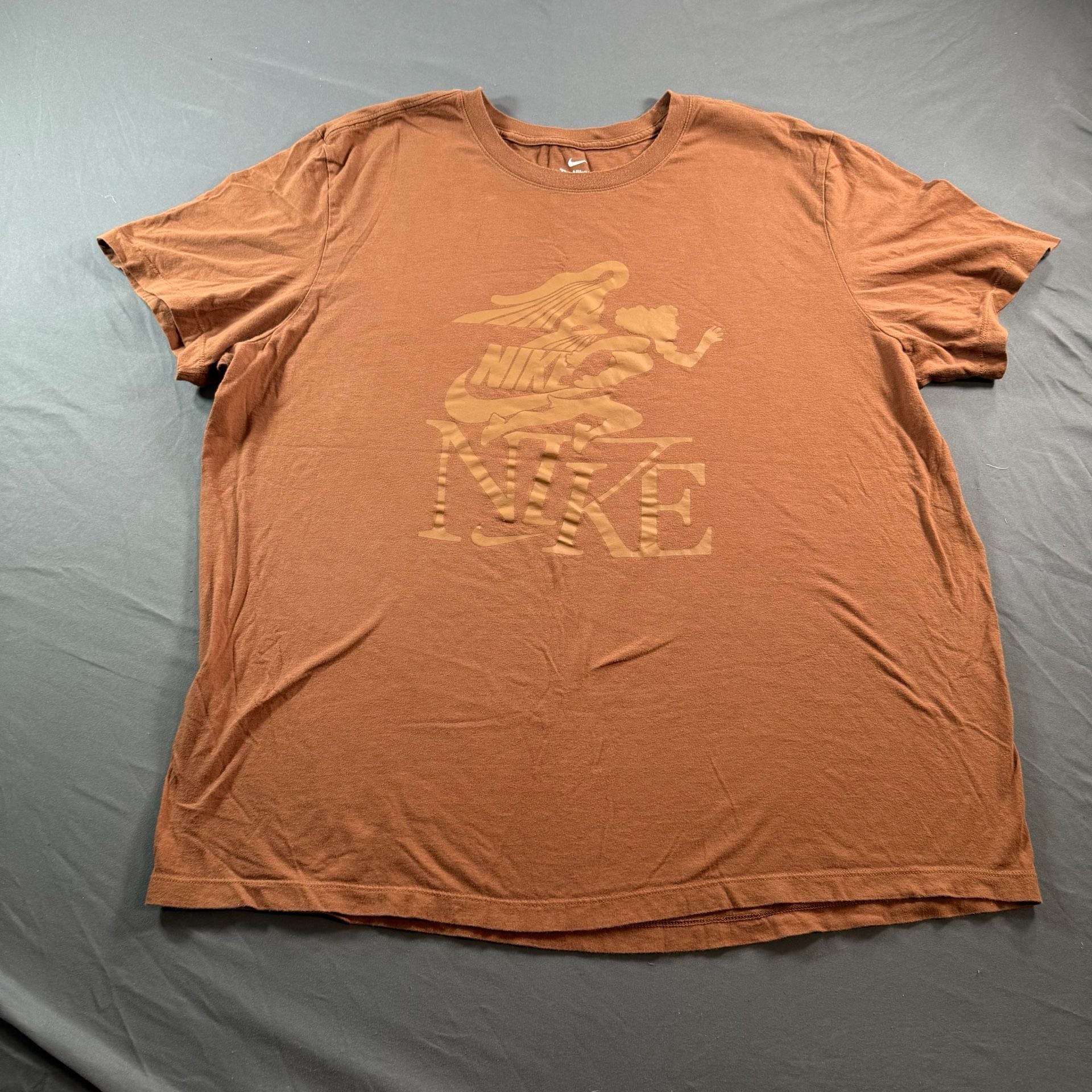 Nike The Nike Tee XXL Brown Goddess Angel Swoosh Graphic T-Shirt 2