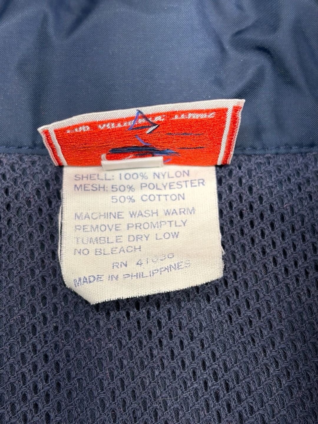 Donnay Rainbow Stripe Windbreaker Size M Navy Nylon Vintage Jacket 6