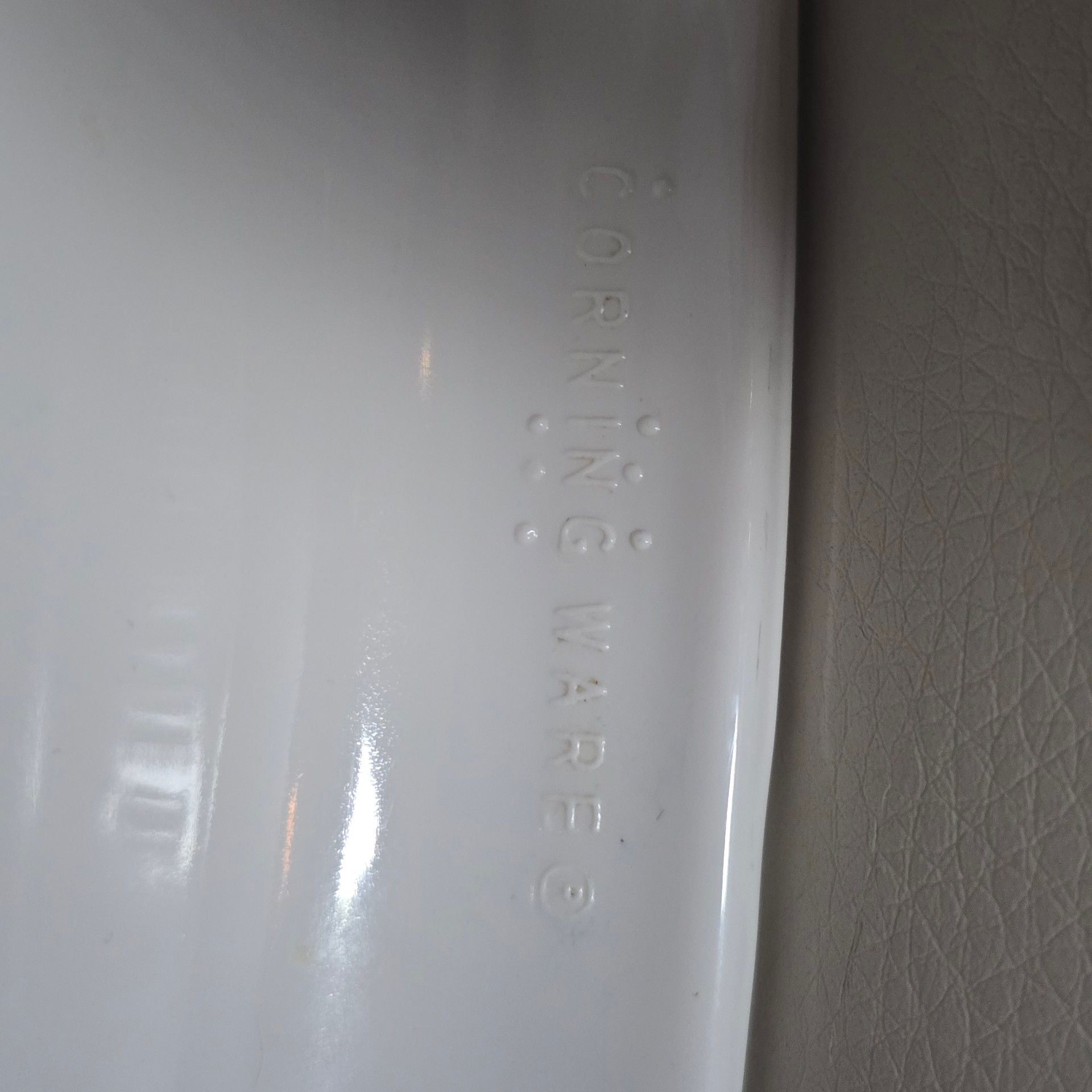 Corning Ware Sunsations Casserole Dish With Lid 7