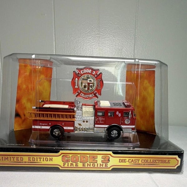 Code 3 Collectibles Seagrave Fire Engine Los Angeles Fire Department 88