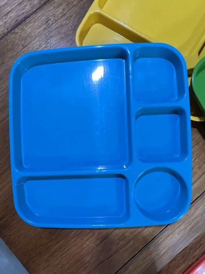 Nordic Ware Divided Kids Lunch Trays Set of 4 4