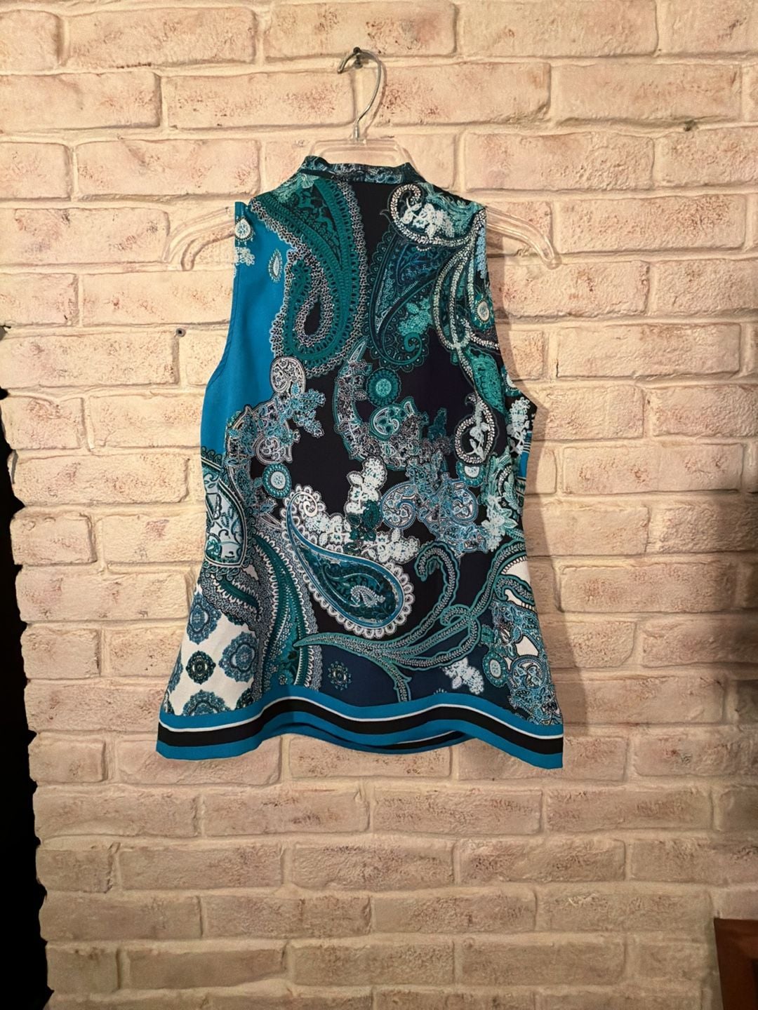 New York & Company Sleeveless Blouse Size Small Blue Black Paisley 5