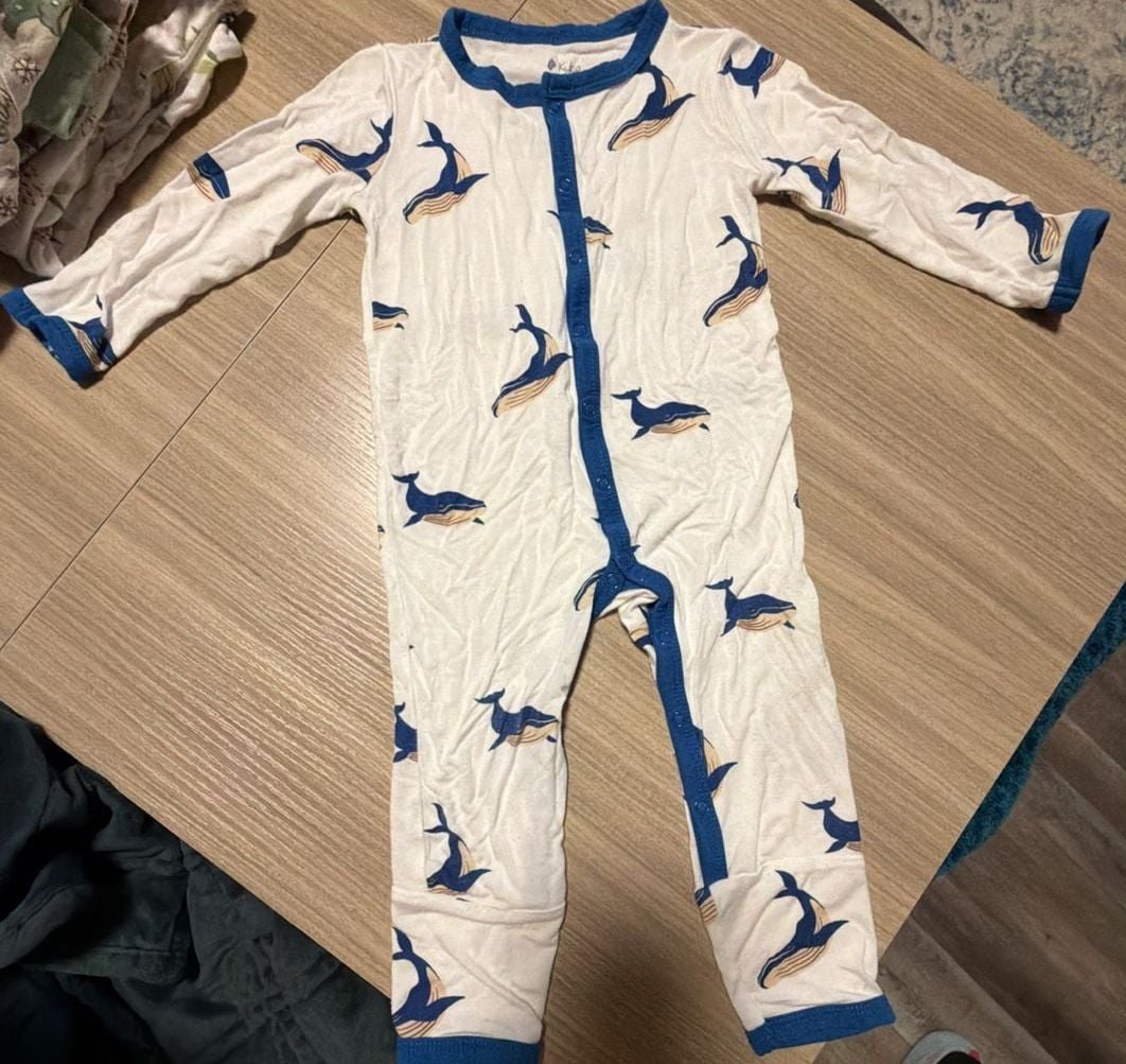 Kyte BABY Romper Bamboo Blue Whales on White 12-18 Months Gender Neutral 2