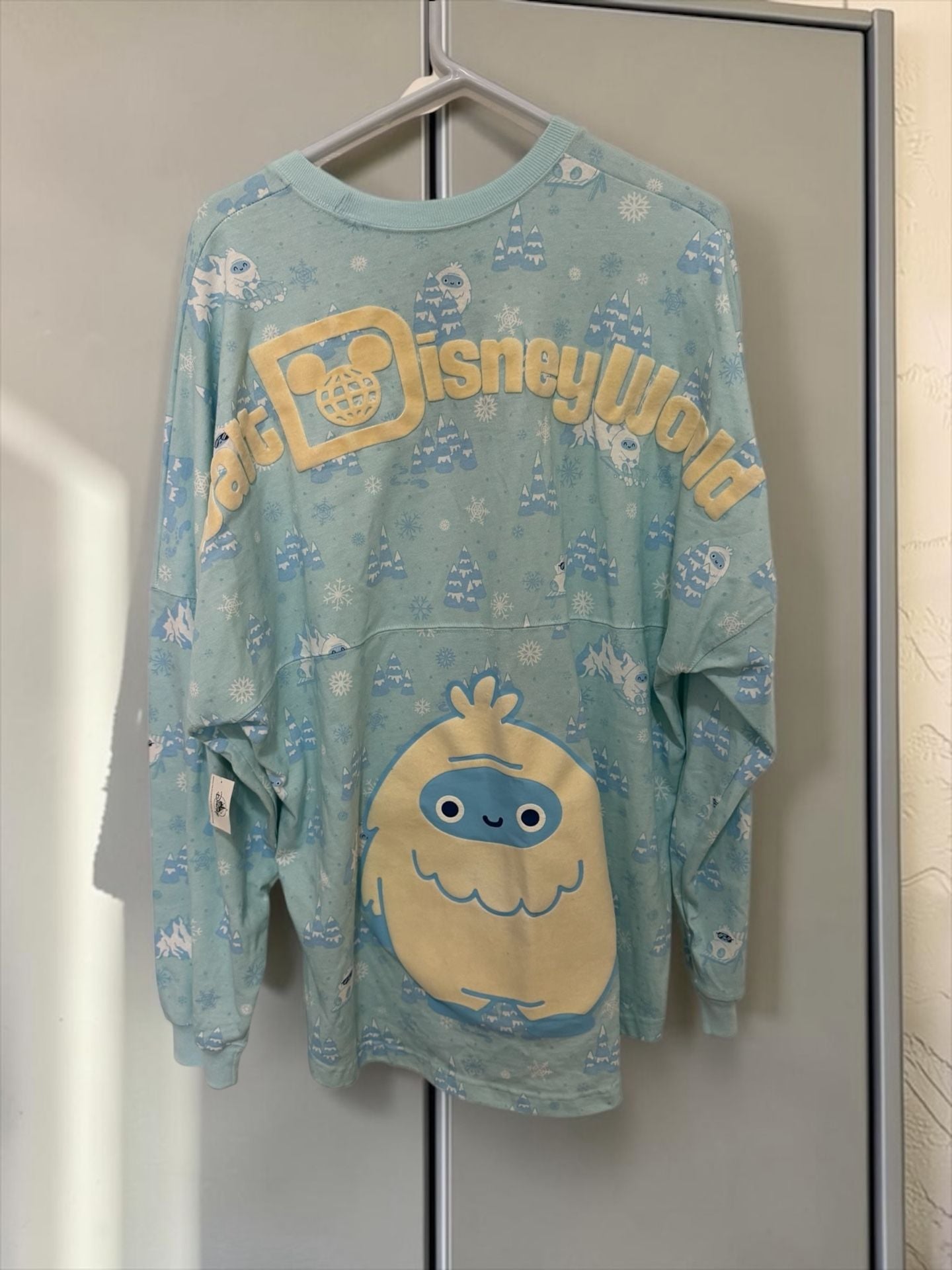 Disney Spirit Jersey Expedition Everest Yeti Size XL Blue Long Sleeve NWT 4