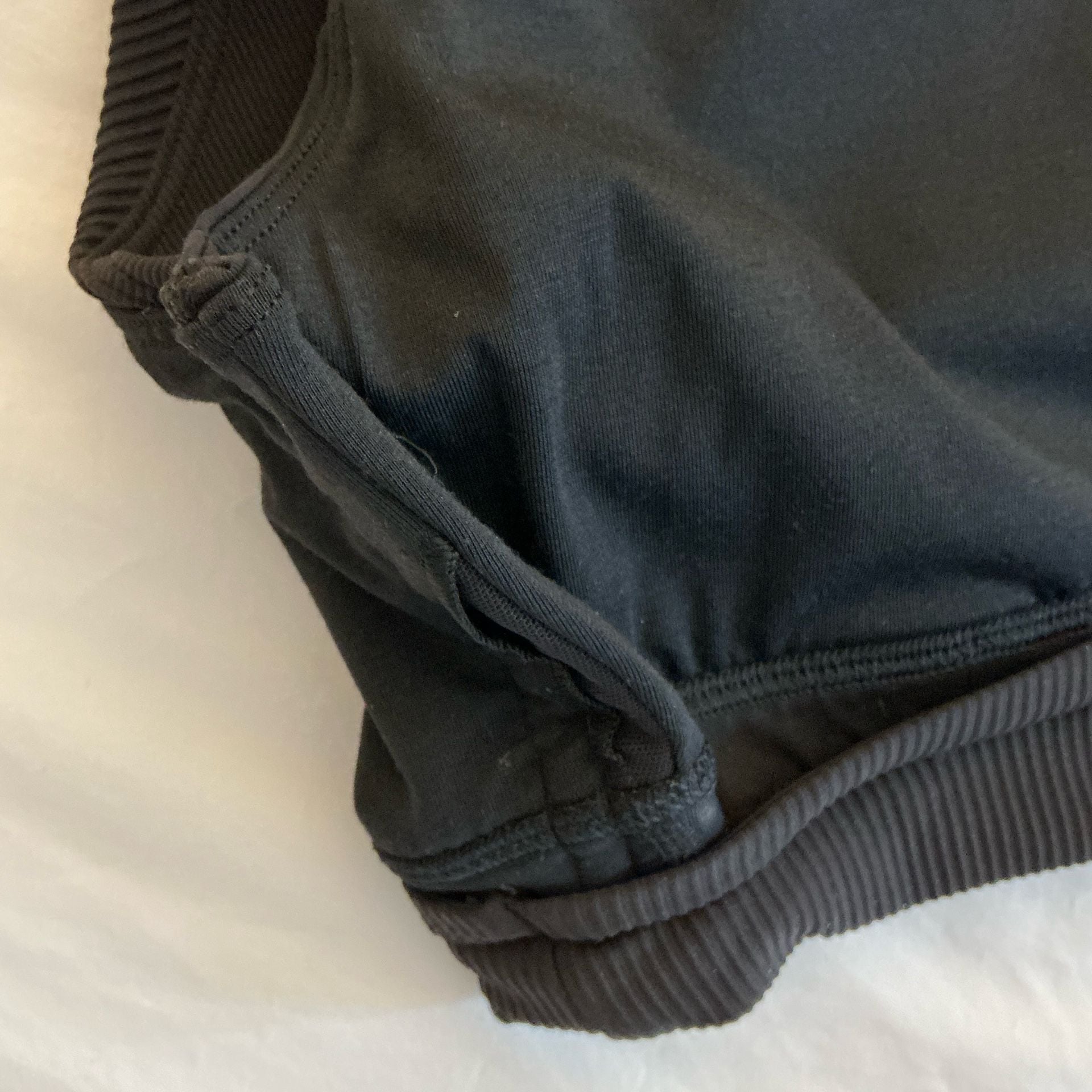 Lululemon Ribbed Crop Tank Top Black Size XS 9