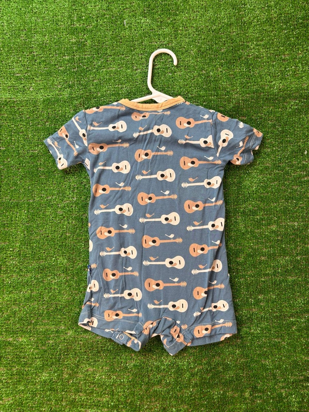 KicKee Pants Guitars & Birds Henley Romper Size 3-6 Months 4
