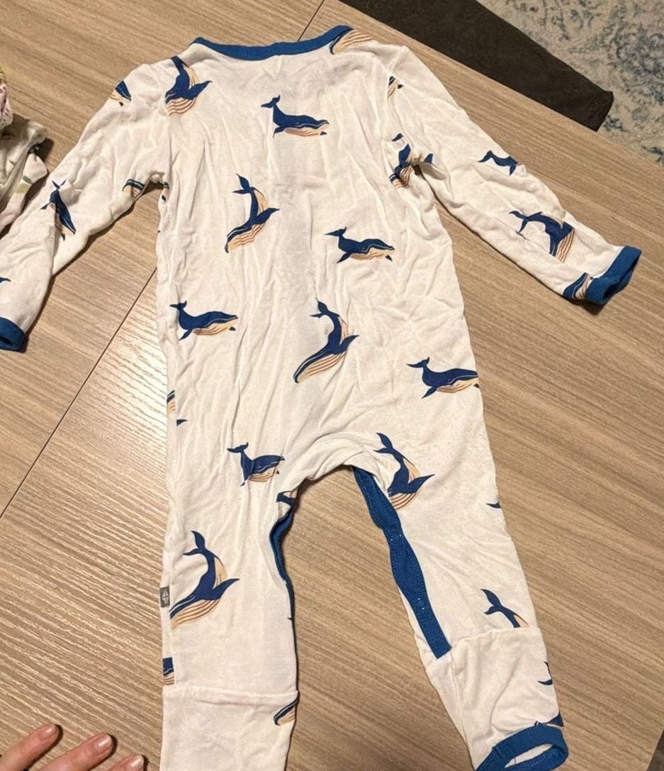 Kyte BABY Romper Bamboo Blue Whales on White 12-18 Months Gender Neutral 5