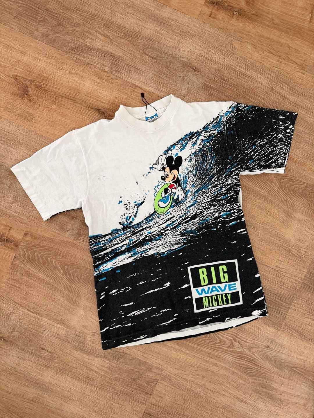 Disney Big Wave Mickey Mouse Surfing AOP T-Shirt One Size White 1