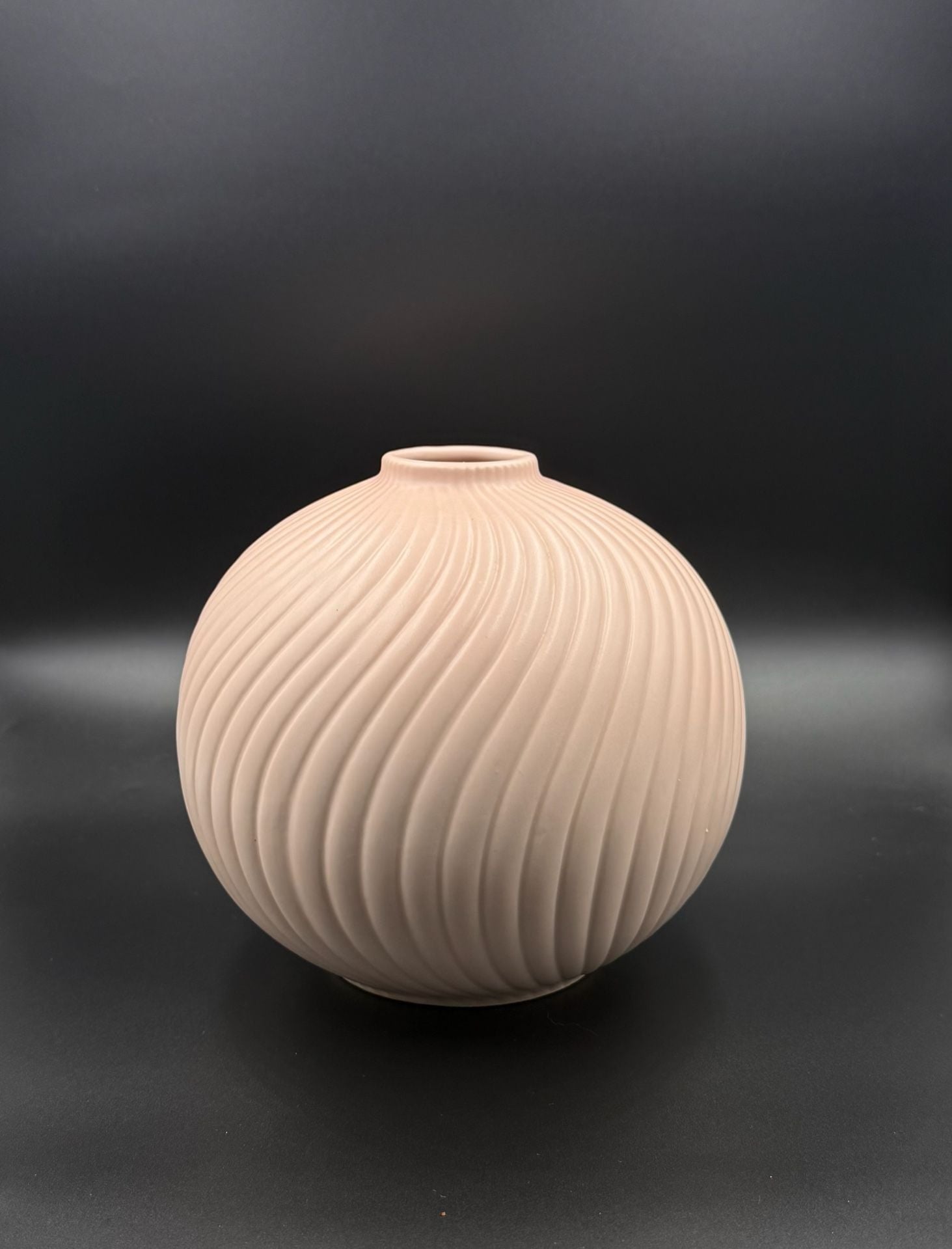 Fitz And Floyd Japan Round Vase with Spiral Design 1982 Pink Ceramic 6