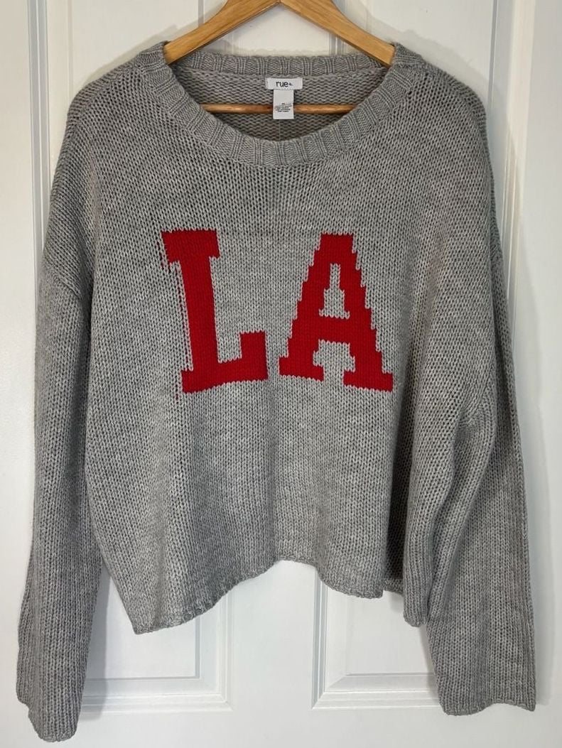 NWT Rue21 LA Varsity Graphic Crewneck Knit Sweater Gray Red 1X 3