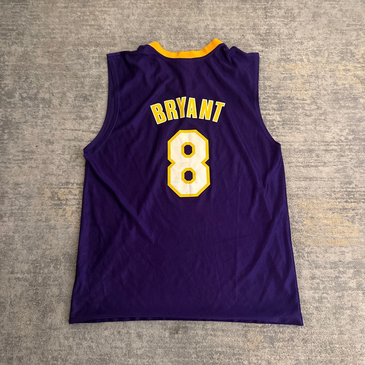 Vintage 90s NBA Los Angeles Lakers Kobe Bryant Purple Jersey Size L 2