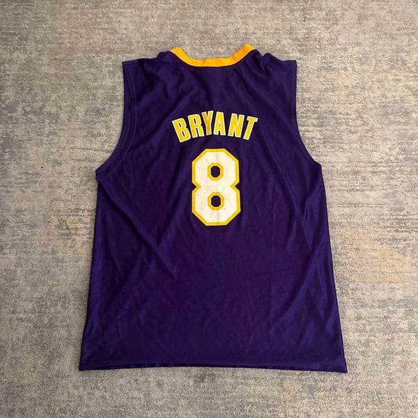 Vintage 90s NBA Los Angeles Lakers Kobe Bryant Purple Jersey Size L
