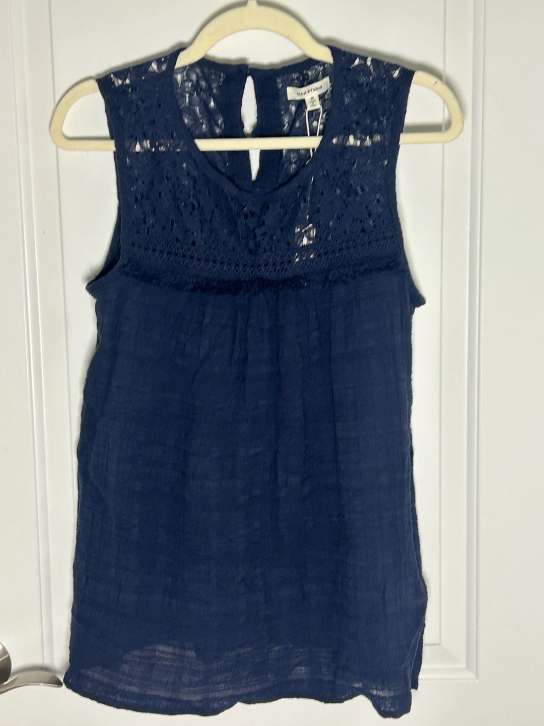Max Studio Sleeveless Lace Top Size M Navy Blue 2