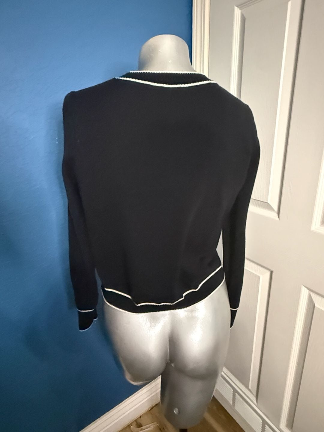 Truth by Republic Black Knit Sweater with White Contrast Trim XS 3