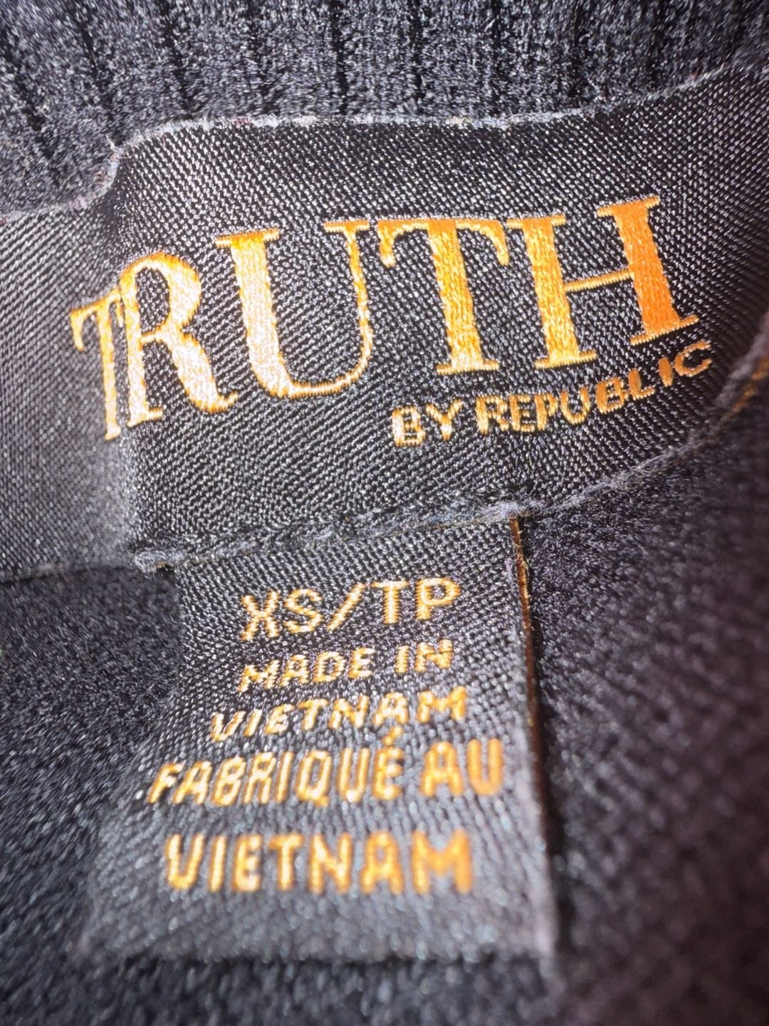 Truth by Republic Black Knit Sweater with White Contrast Trim XS 4