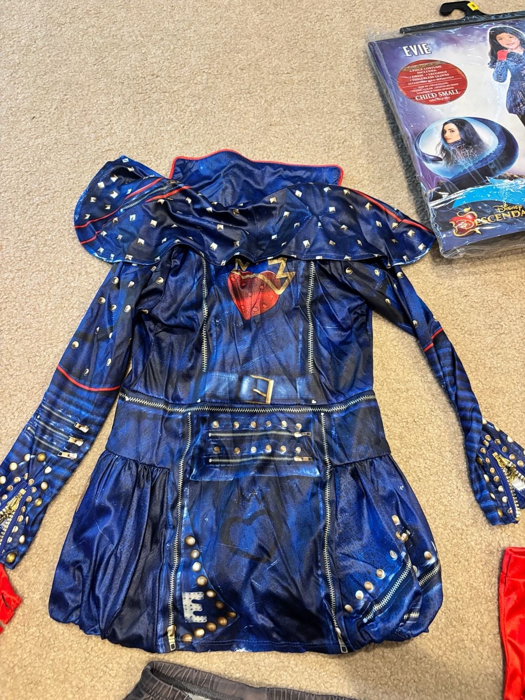 Disney Descendants 2 Evie Deluxe Halloween Costume – Girls Small – 4 Piece 6