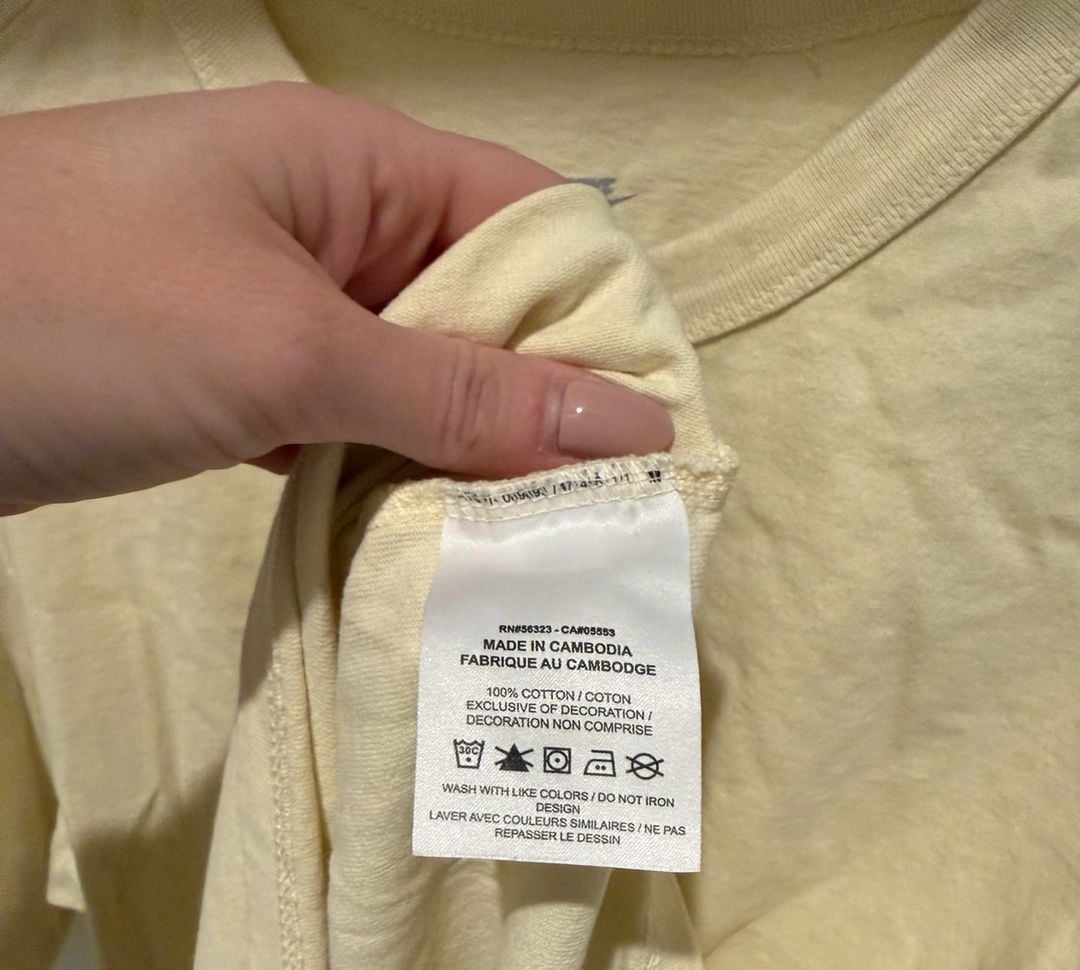 Nike The Nike Tee Size M Yellow T-Shirt 7