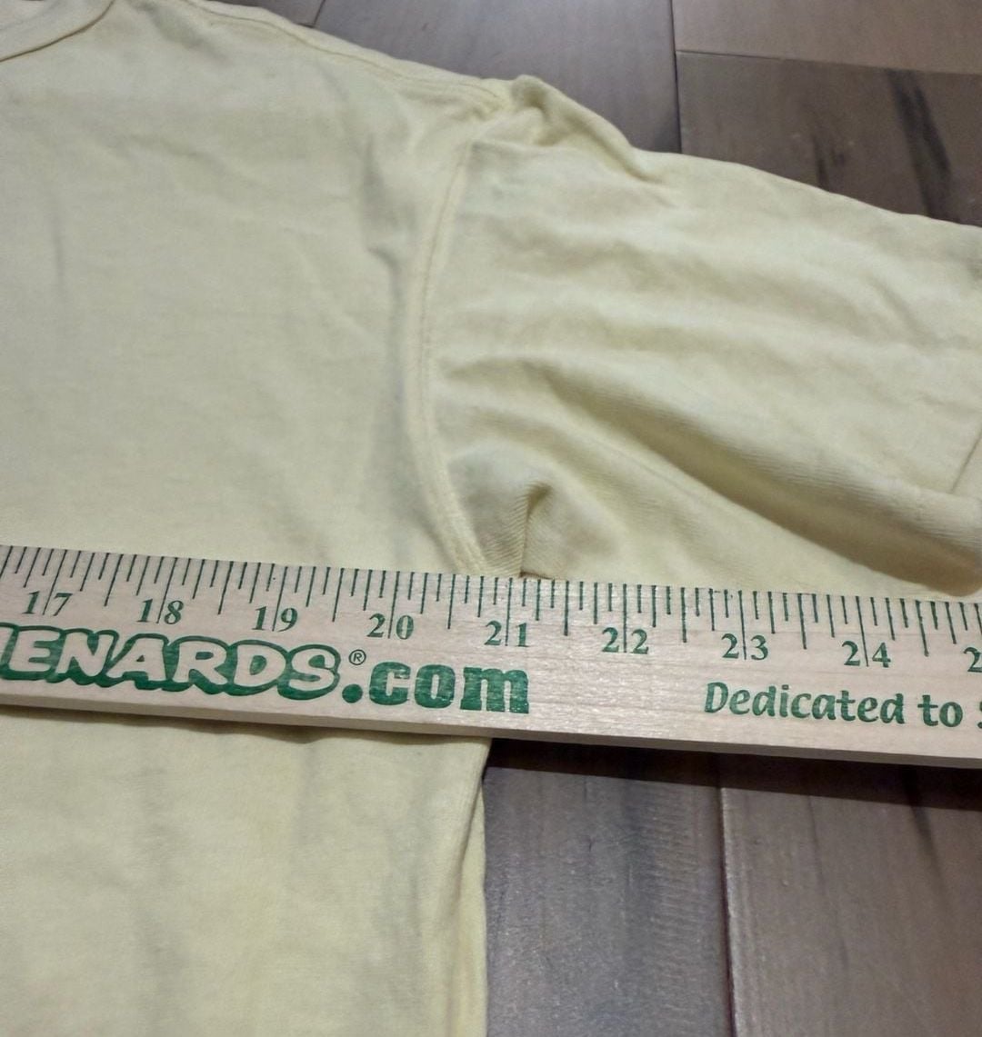 Nike The Nike Tee Size M Yellow T-Shirt 8