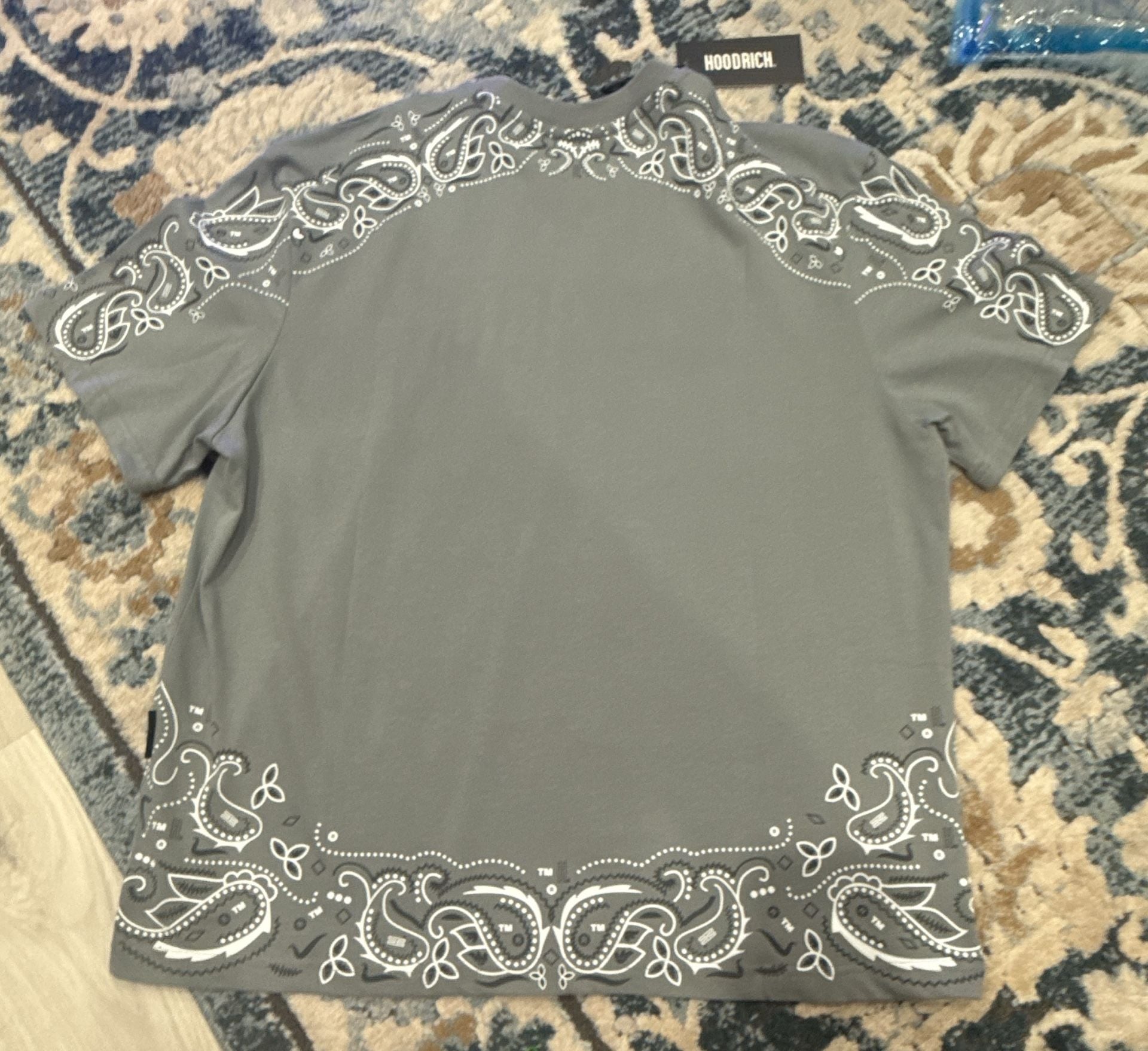 Hoodrich Motif Oversized T-Shirt Size L Gray White Paisley 6