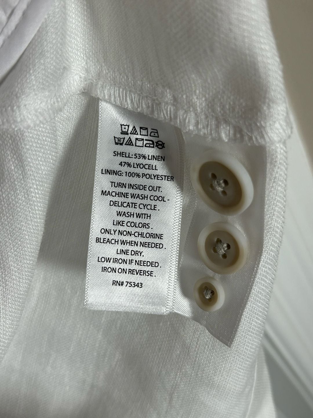 Daniel Hechter Linen Blend Mens Blazer
Size S
White Sport Coat 8