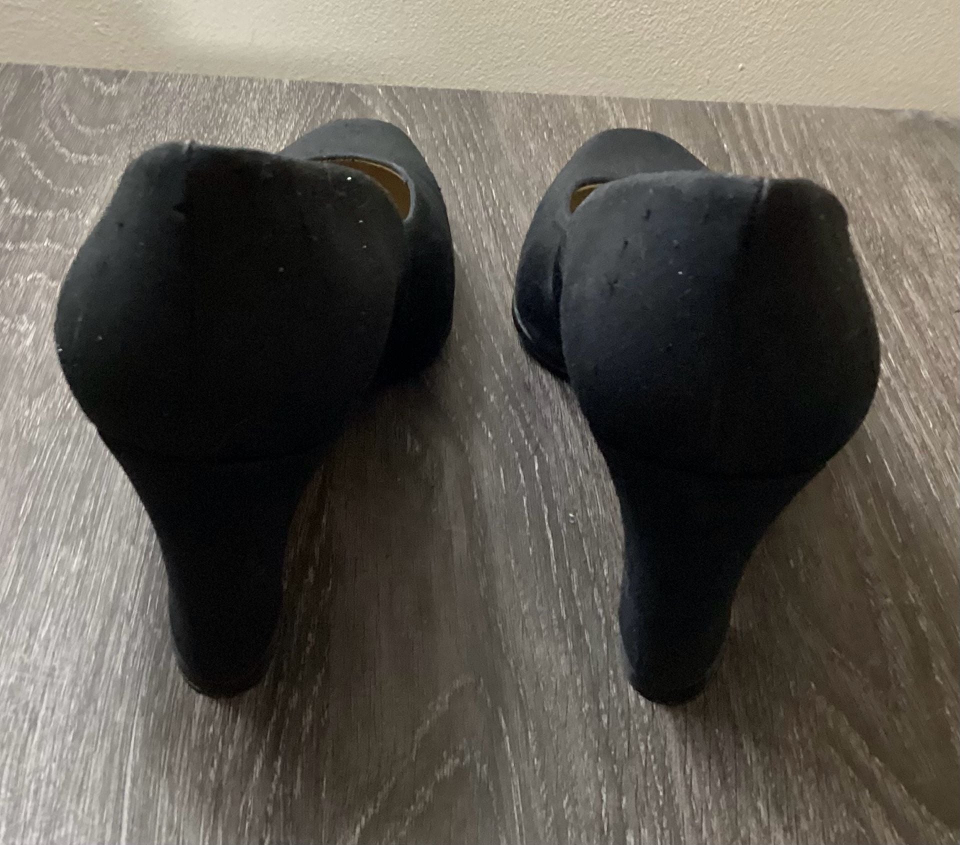Etienne Aigner Taylor Size 6.5 M Black Pumps 5
