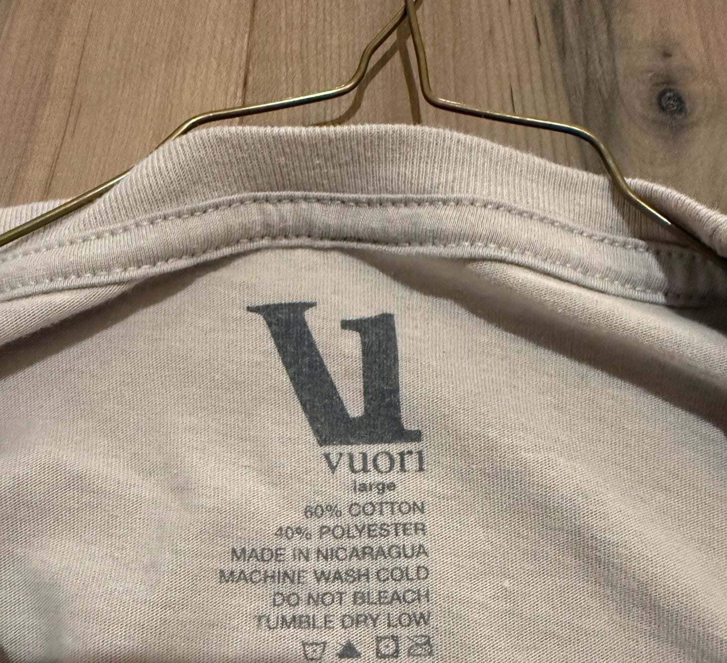 Vuori Graphic T-Shirt Size Large Grey Mountain Landscape 8